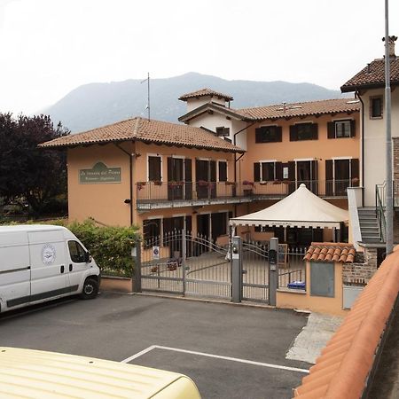 La Locanda Del Priore Vaie Luaran gambar
